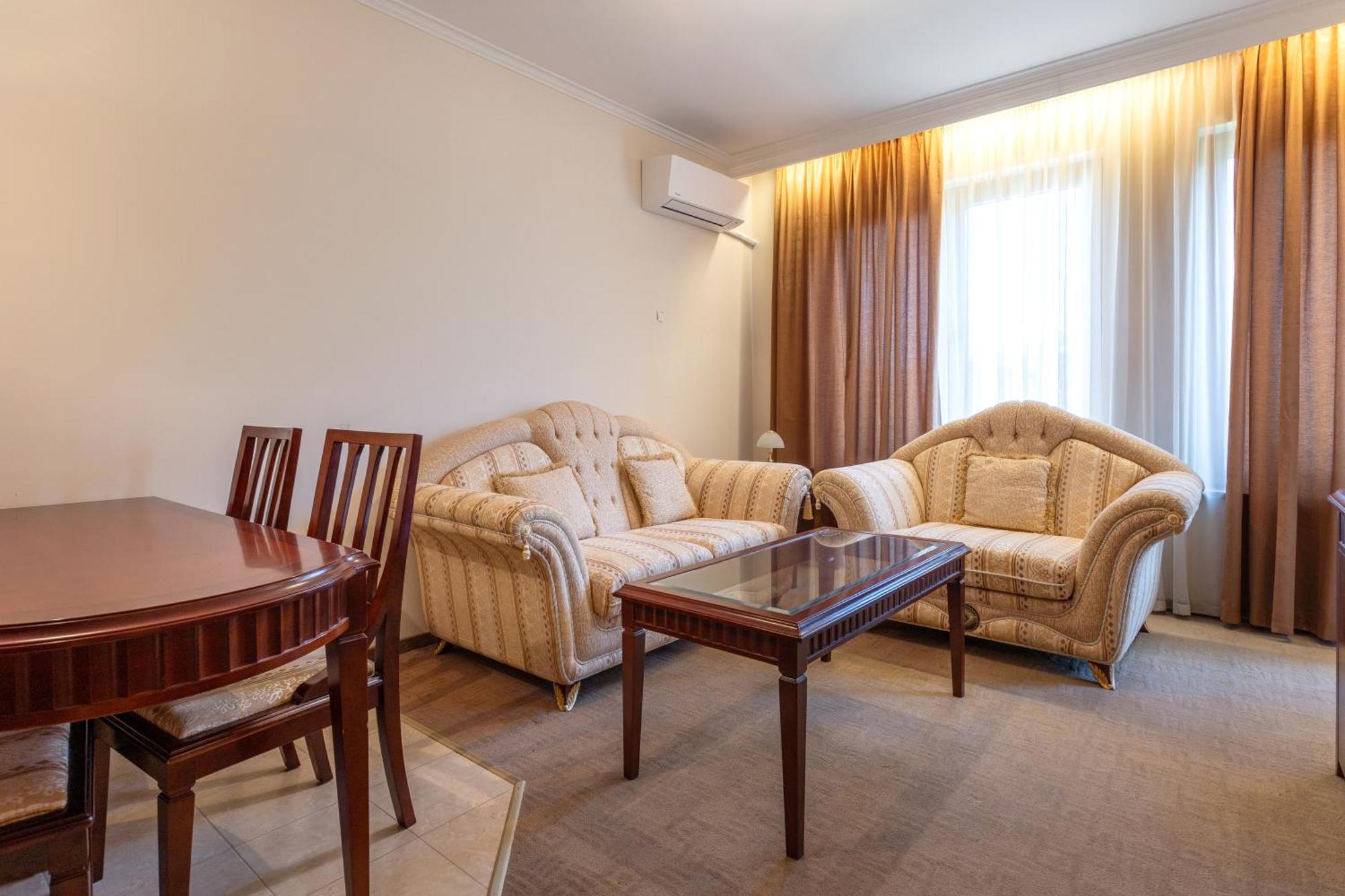 Downtown Bansko Resort ภายนอก รูปภาพ