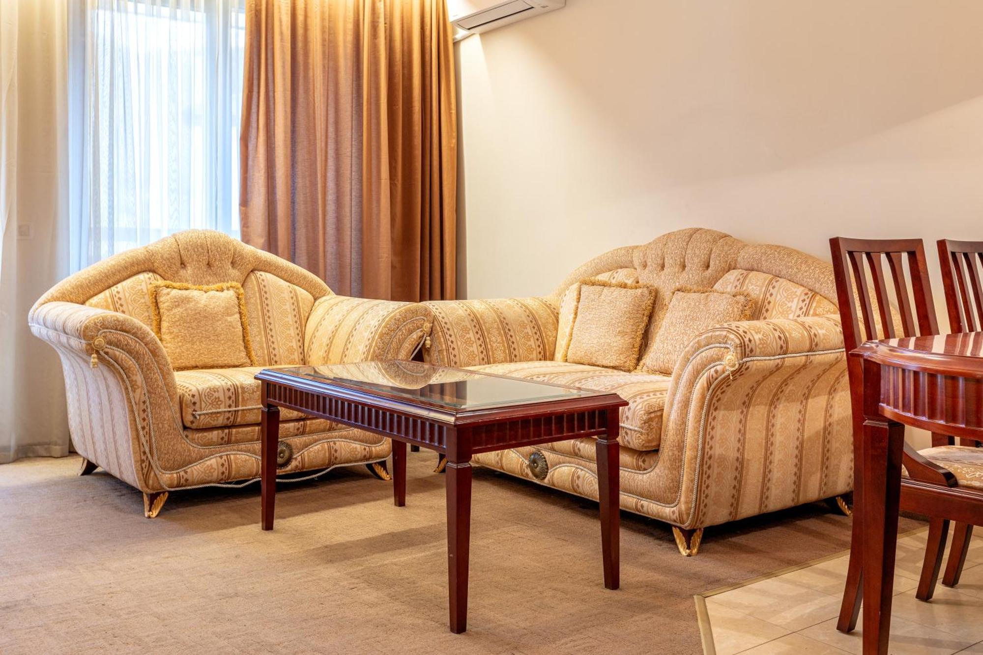 Downtown Bansko Resort ภายนอก รูปภาพ