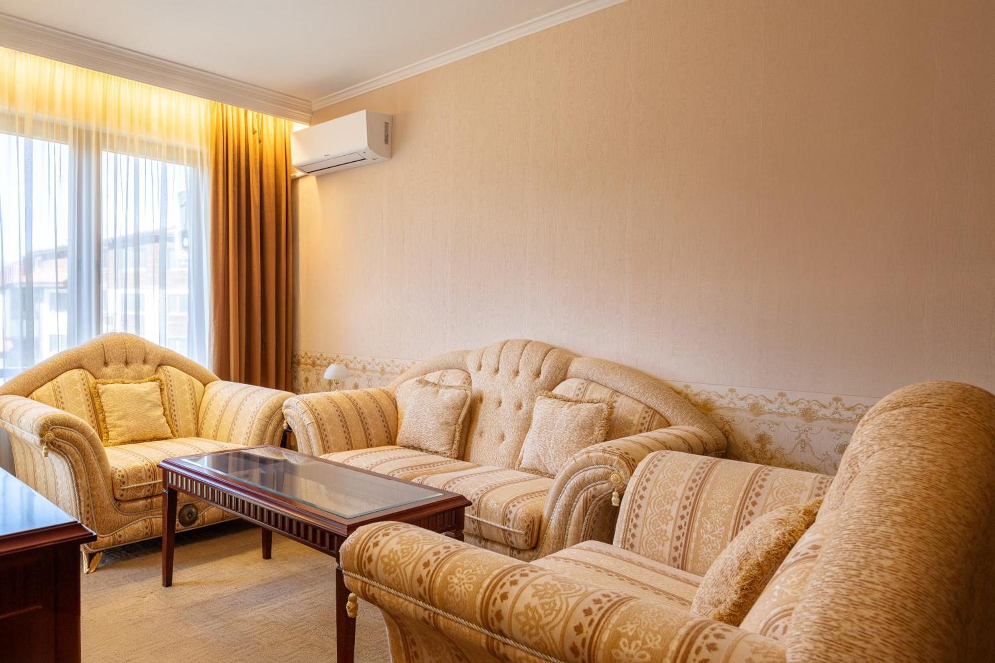 Downtown Bansko Resort ภายนอก รูปภาพ
